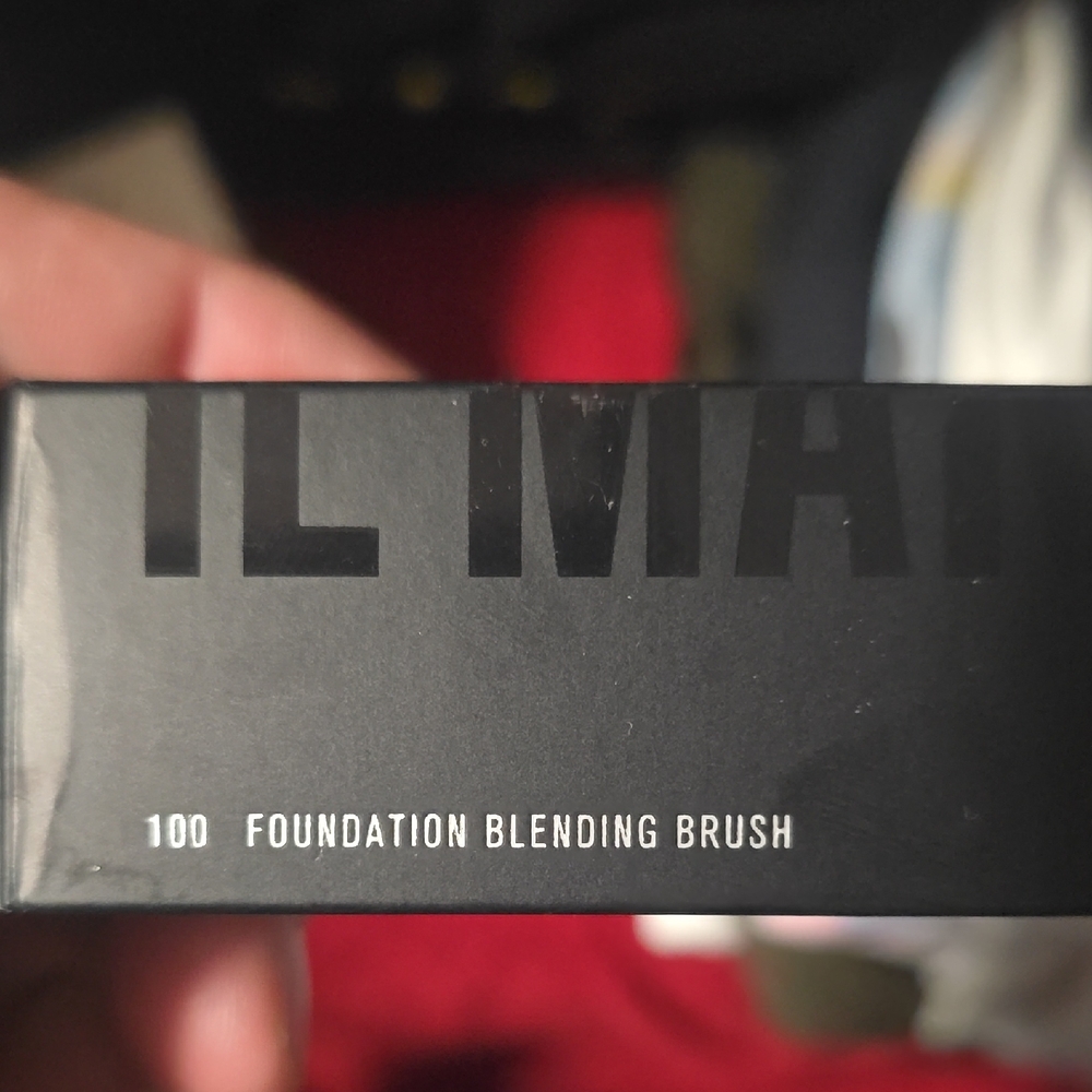 il MAKIAGE - #100 Foundation Blending Brush - Black